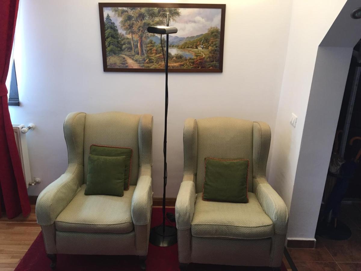 Pensiunea Simona Sîmbăta de Sus Zewnętrze zdjęcie